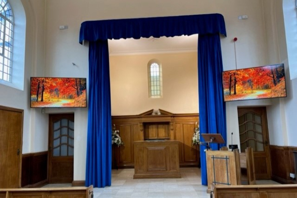 Photo of inside of the East Chapel at Breakspear Crematorium