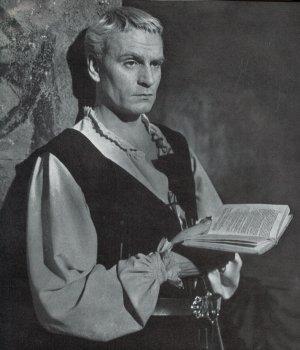 Laurence Oliver as Hamlet
